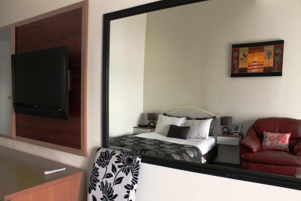 Auckland Airport Pacific Inn ภายนอก รูปภาพ