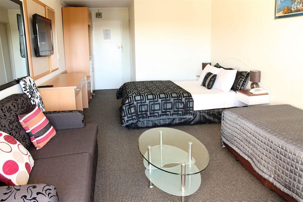 Auckland Airport Pacific Inn ภายนอก รูปภาพ