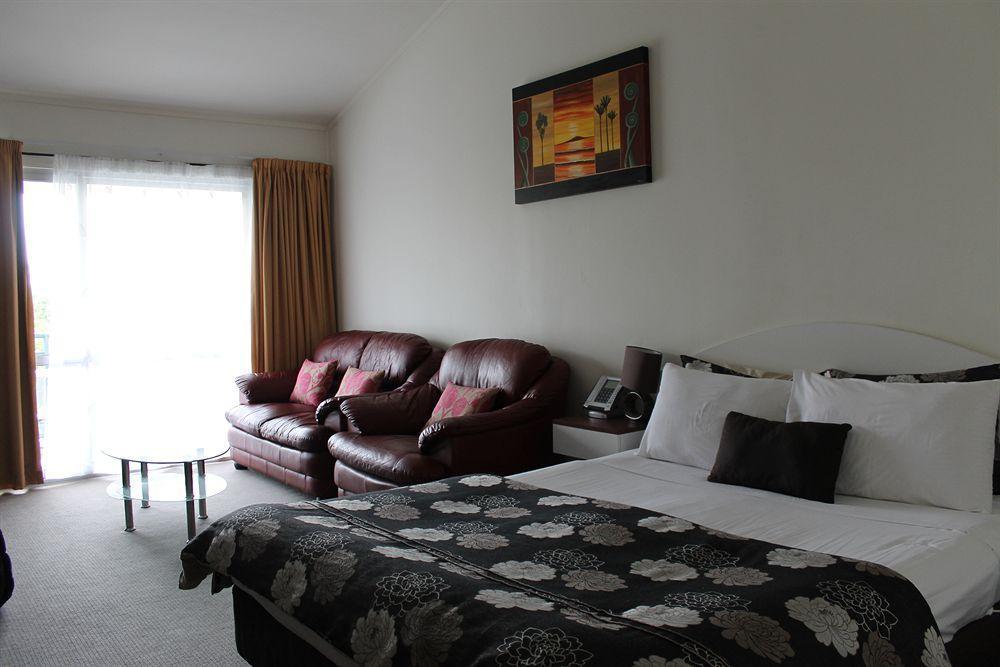Auckland Airport Pacific Inn ภายนอก รูปภาพ